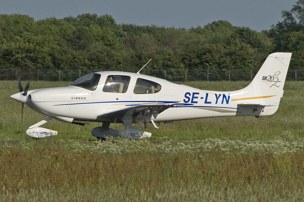 Cirrus SR20 piston aircraft by Cirrus Aircraft