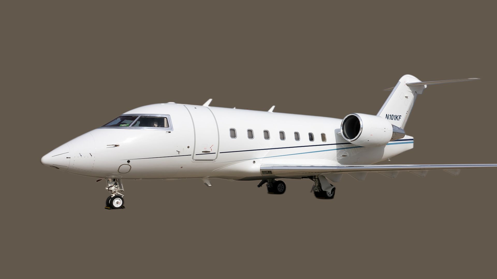 N101KF Fixed-wing, multi-engine business jet private jet