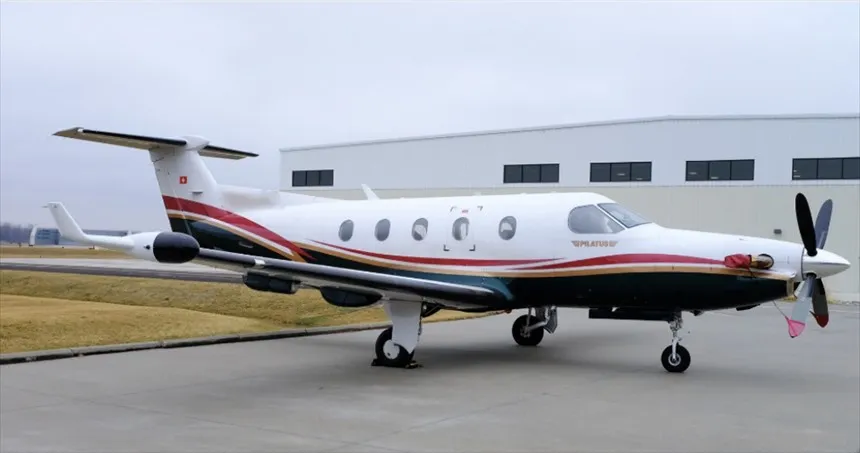 Pilatus PC-12 (2003) — N1056B