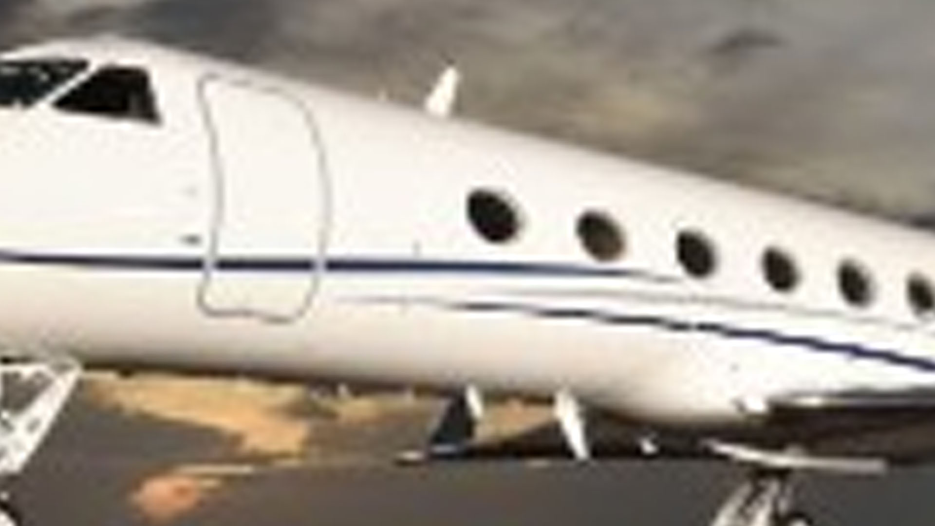 N1066W Gulfstream G-IV (G400) private jet