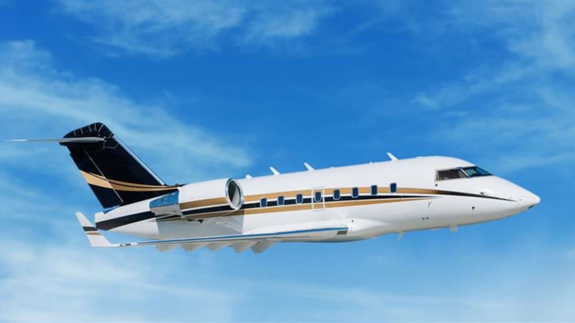 N116HL Bombardier Challenger 601 Jet private jet