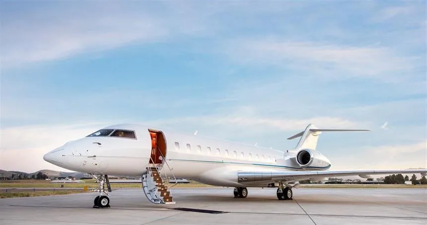 Bombardier Global 6000 (2007) — N118MJ