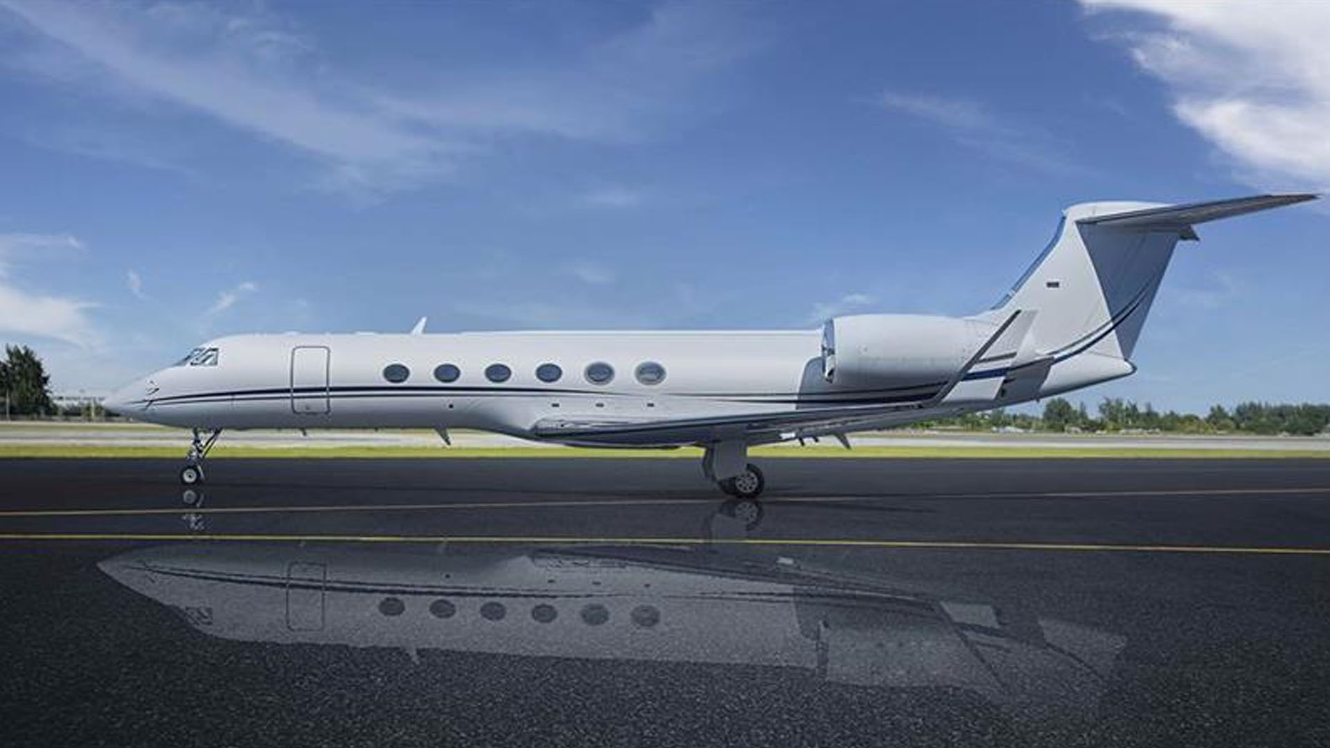 N11GW Fixed-wing multi-engine turbine private jet
