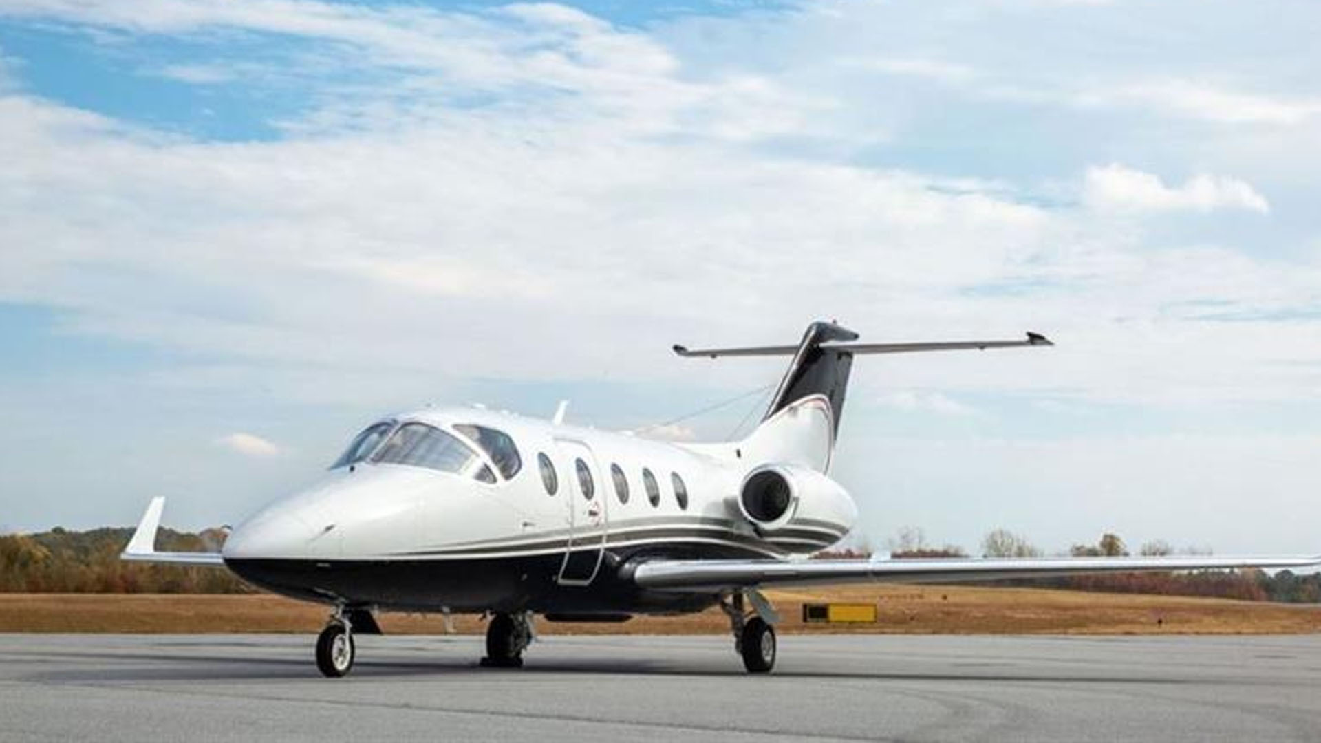 N12XP Light twin-engine business jet private jet