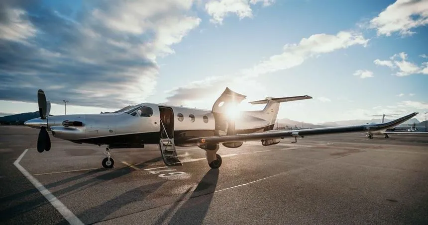 Pilatus PC-12 (2013) — N153LG