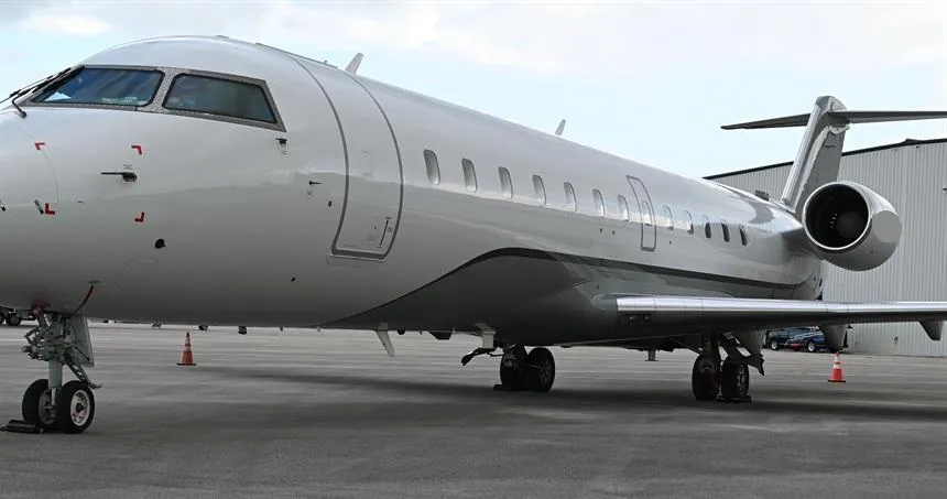 Bombardier Challenger 850 (2002) — N154EA
