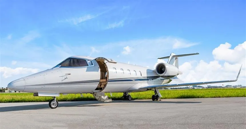 Learjet 60 (1997) — N160GG