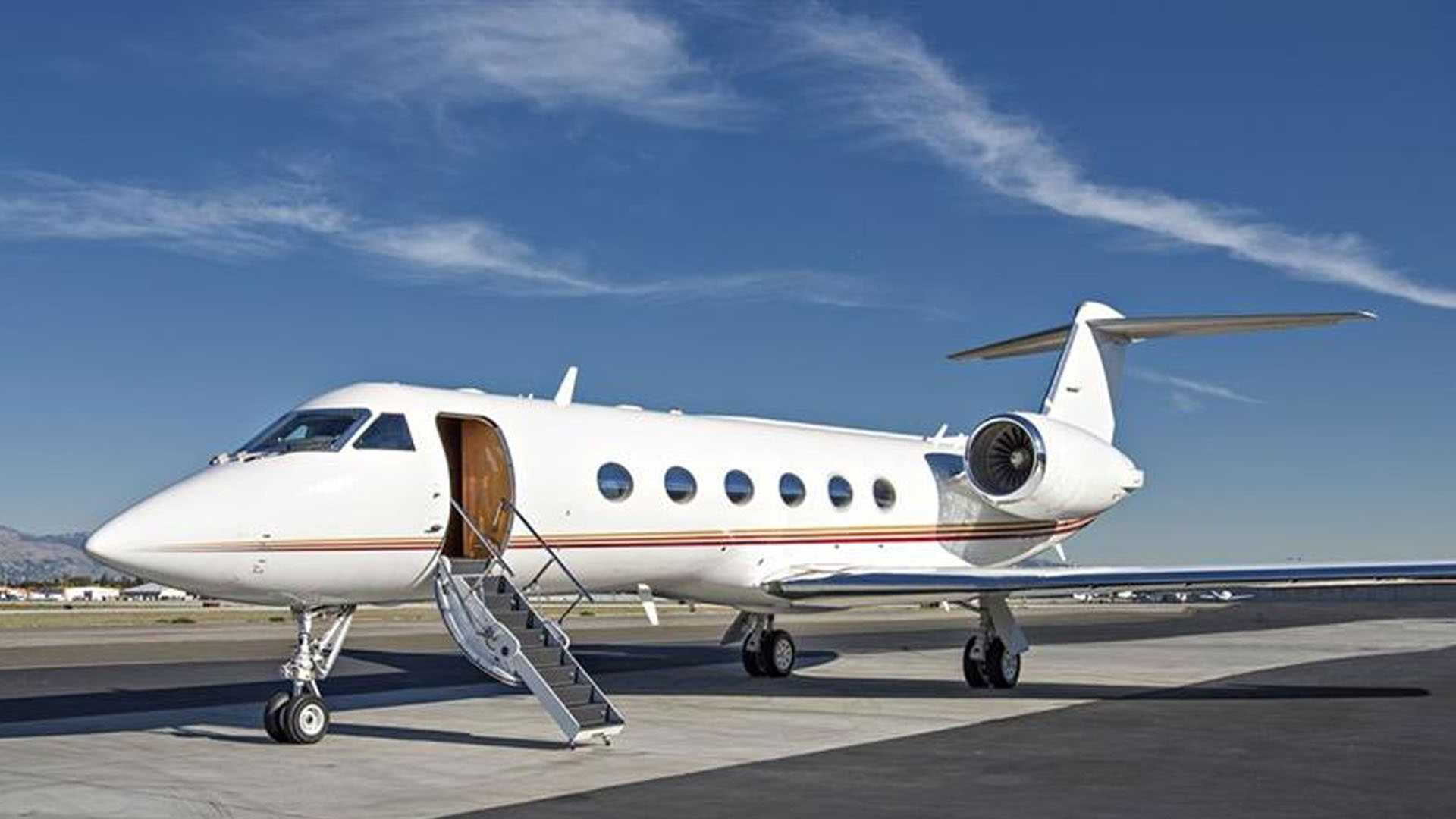 N1624K Private Jet Business Jet private jet