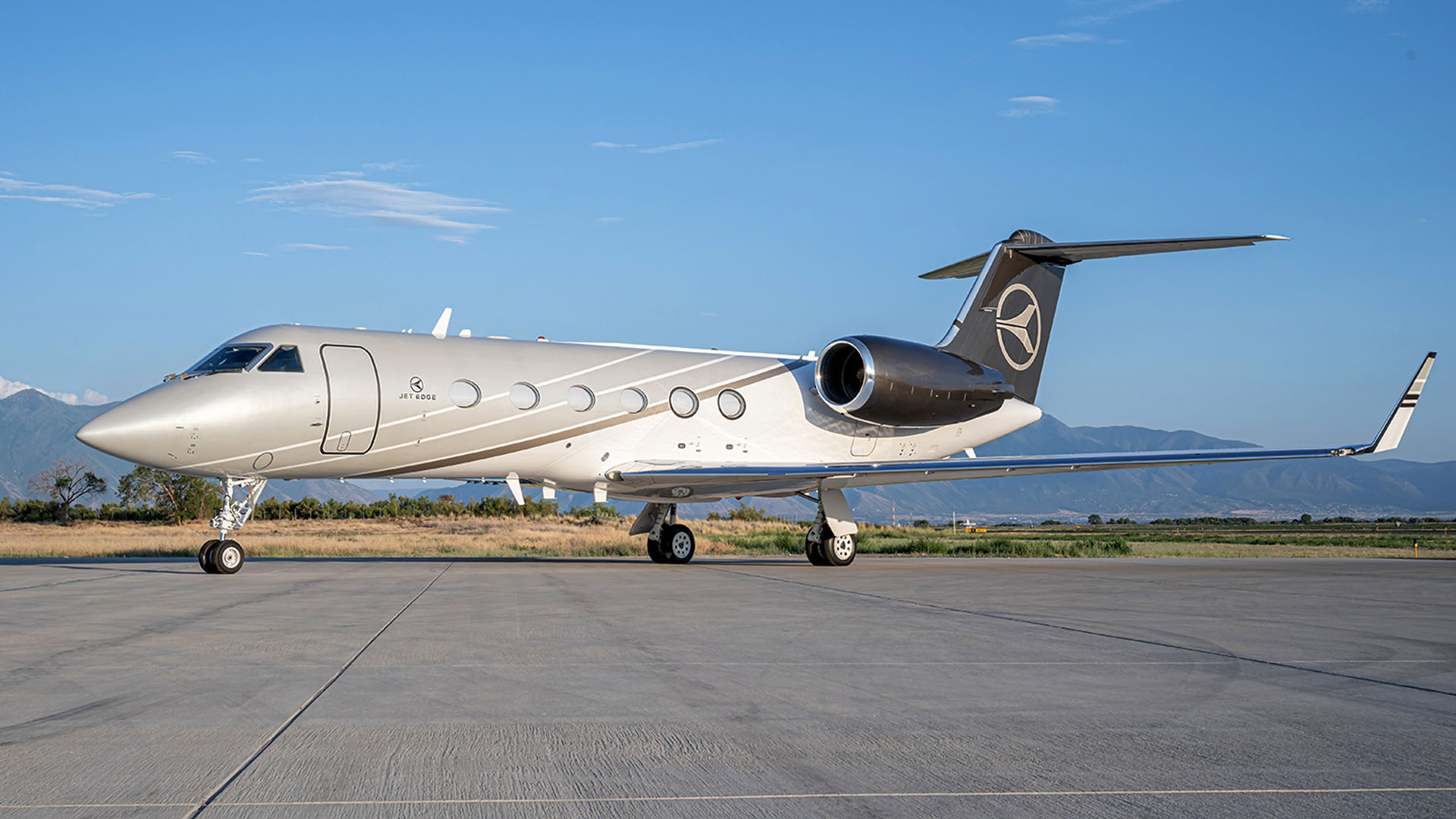 N176JE Private Jet Business Jet private jet