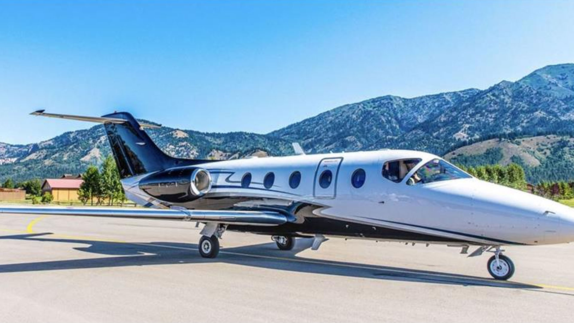 N188HA Beechjet 400A private jet