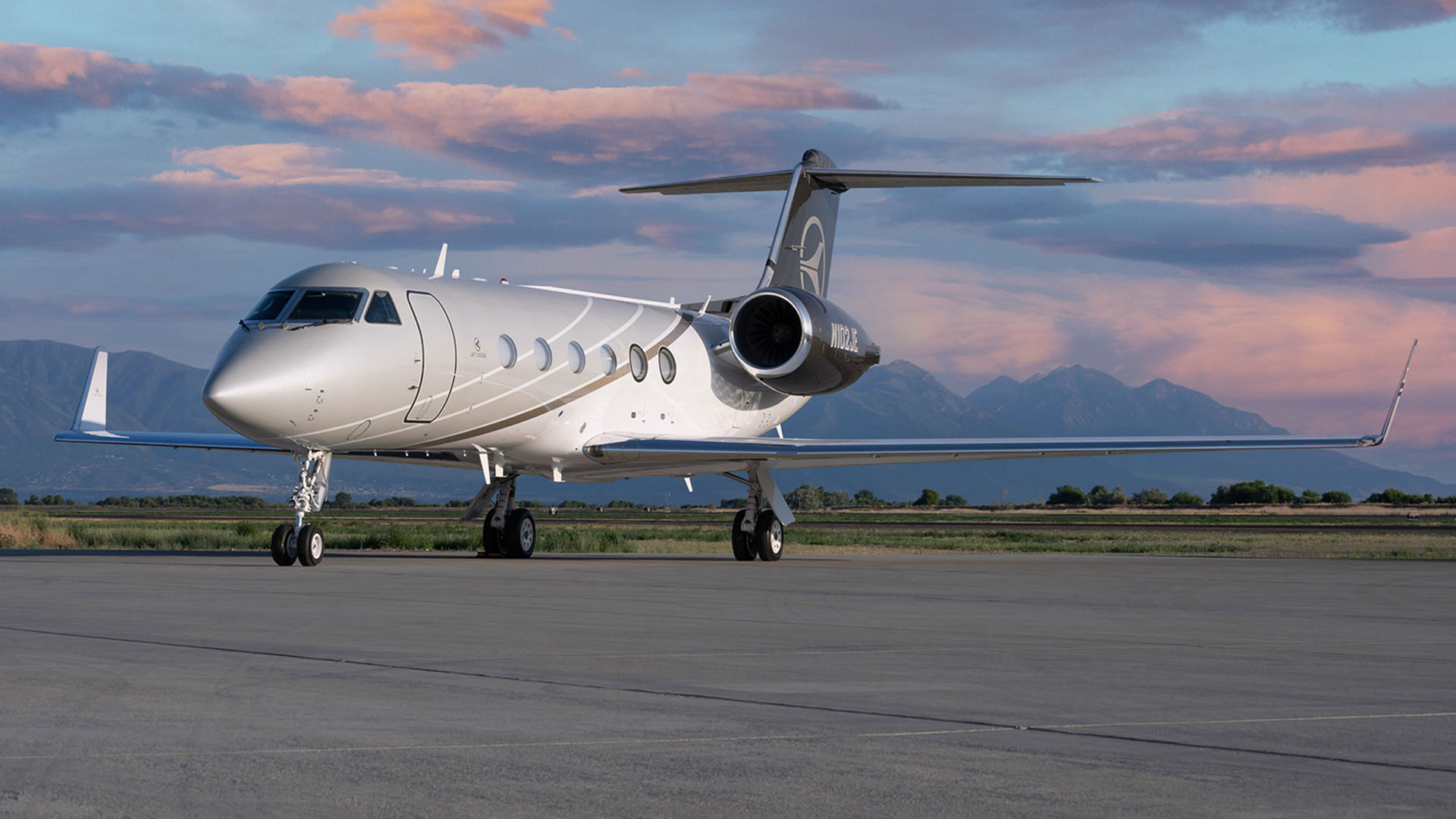 N192JE Private Jet private jet
