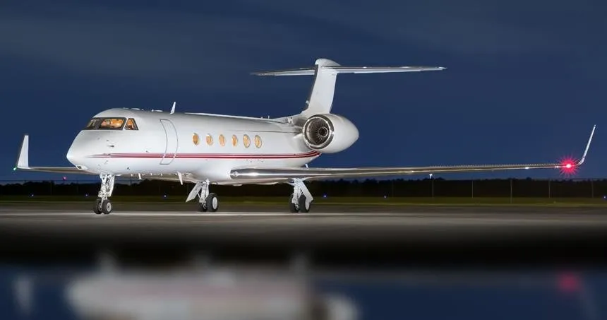 Gulfstream GV — N211DR