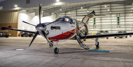 Pilatus PC-12 (2013) — N212MF