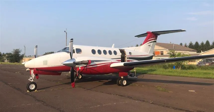 King Air 200 (1989) — N223TP