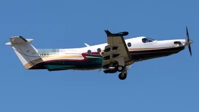 Pilatus PC-12 (2003) — N227MF
