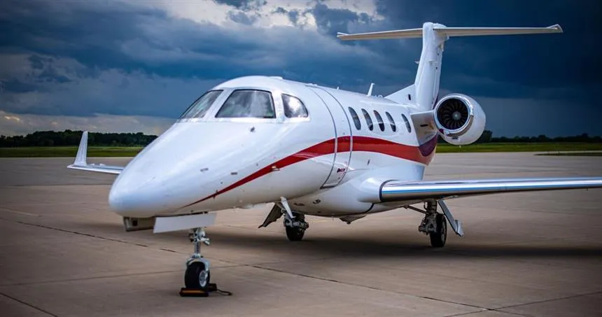 Embraer Phenom 300 (2016) — N247CM