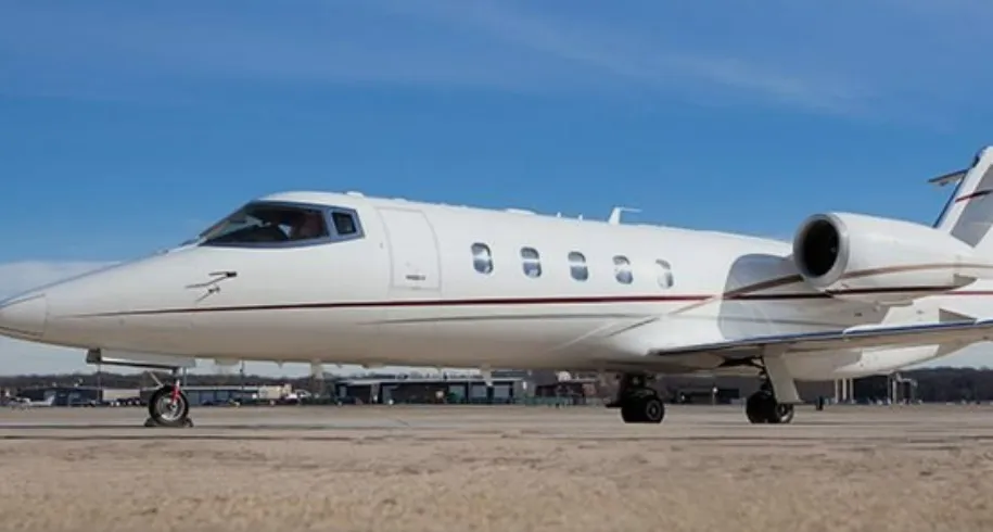 Learjet 60 — N252VR