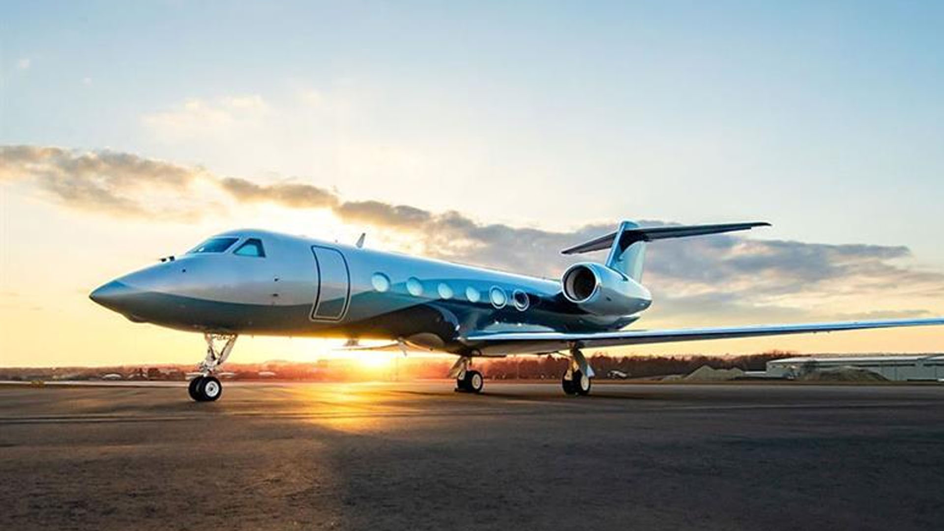 N28AD Fixed wing multi-engine private jet