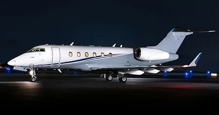Bombardier Challenger 300 (2006) — N300RL