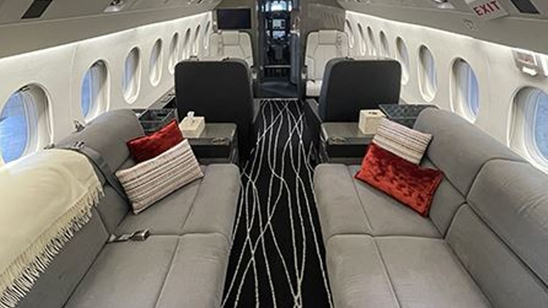 N321AP Dassault Falcon 2000EX private jet