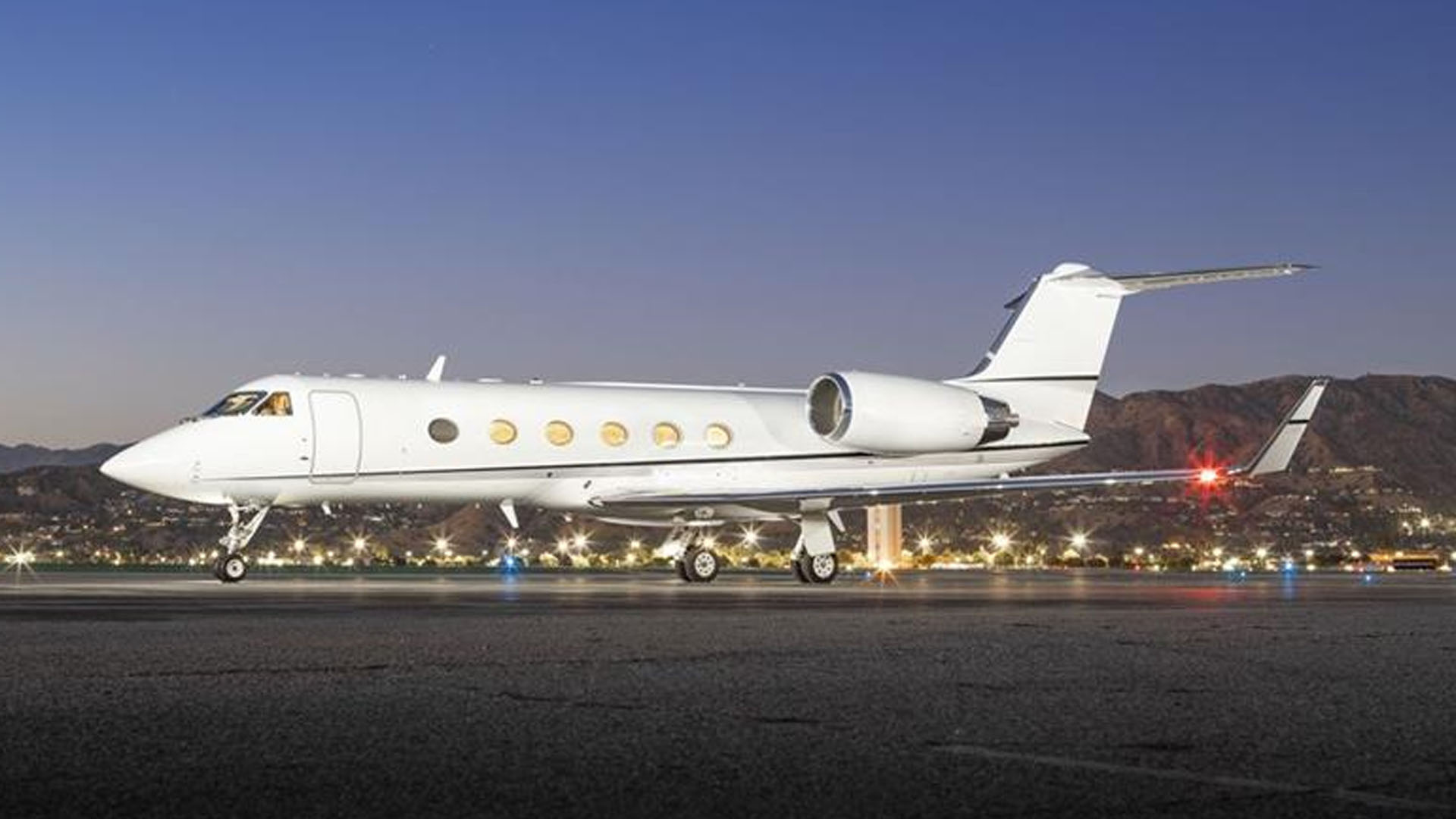 N353VA Gulfstream Aerospace GVII-G500 private jet