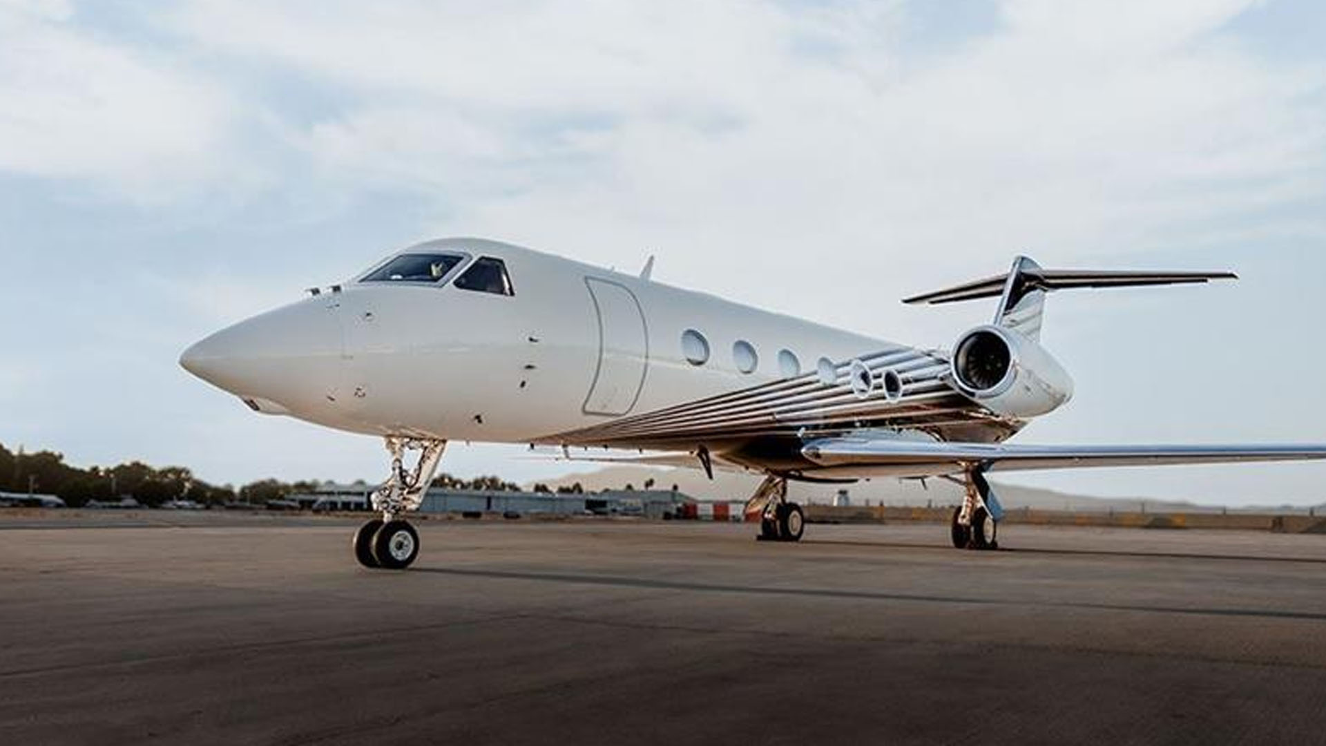 N358RS Gulfstream Aerospace GIV-X (G450) private jet