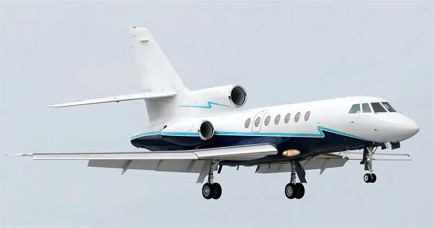 Dassault Falcon 50 (1990) — N386TL