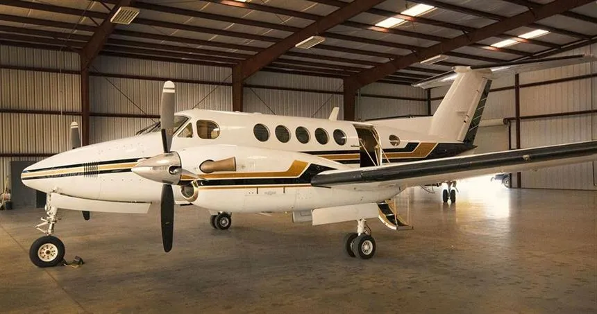 King Air 200 (1992) — N38JV