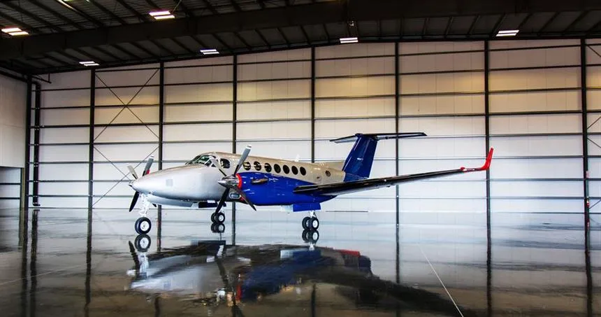 King Air 350 — N395AV