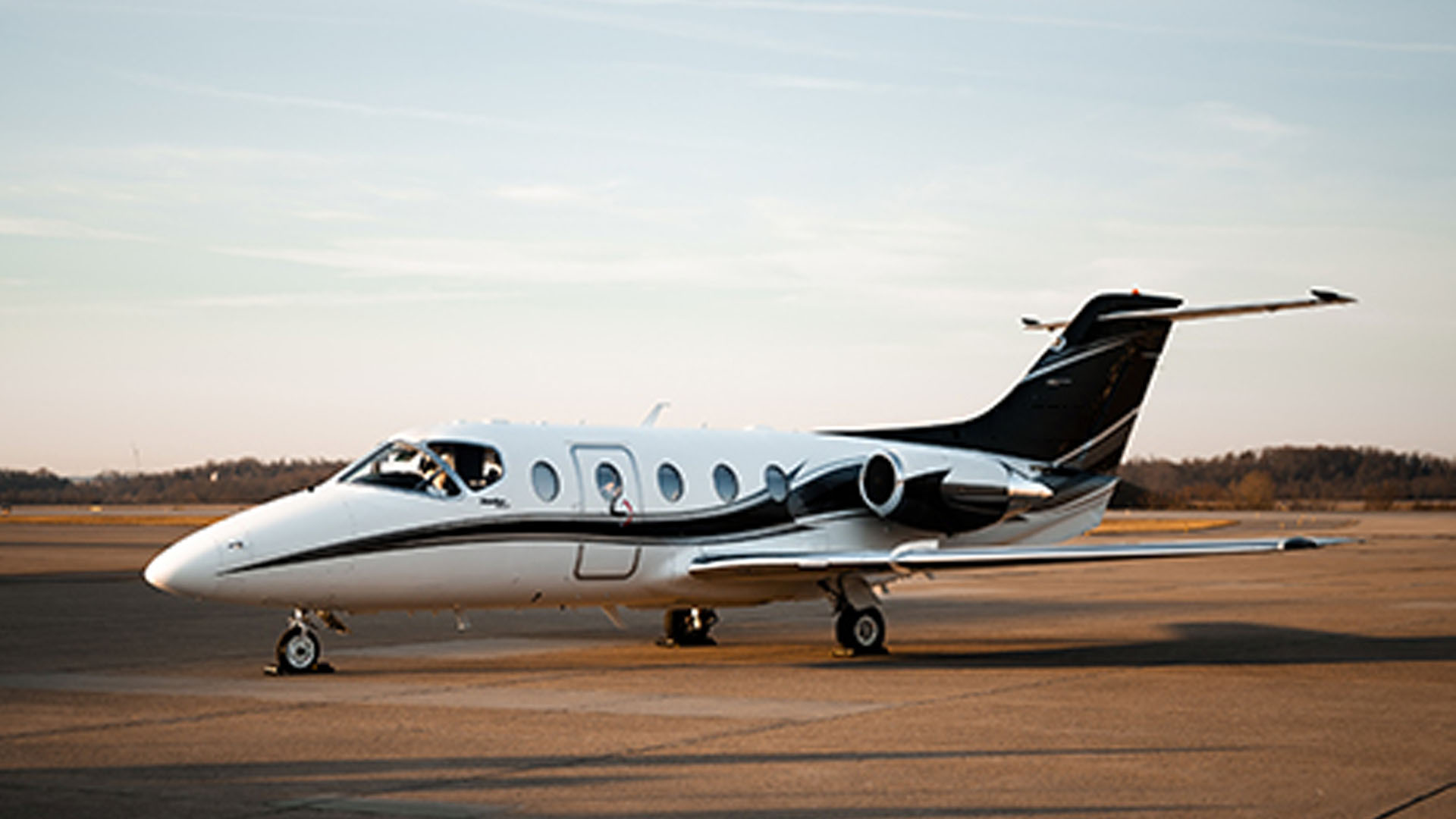 N400MX Fixed‑wing multi-engine jet private jet