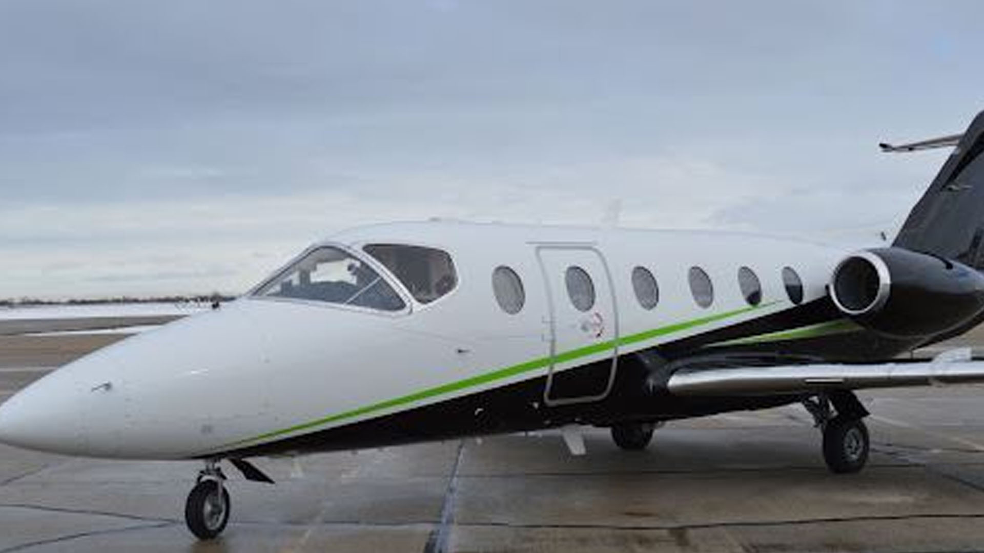 N420WF Nextant 400XT private jet