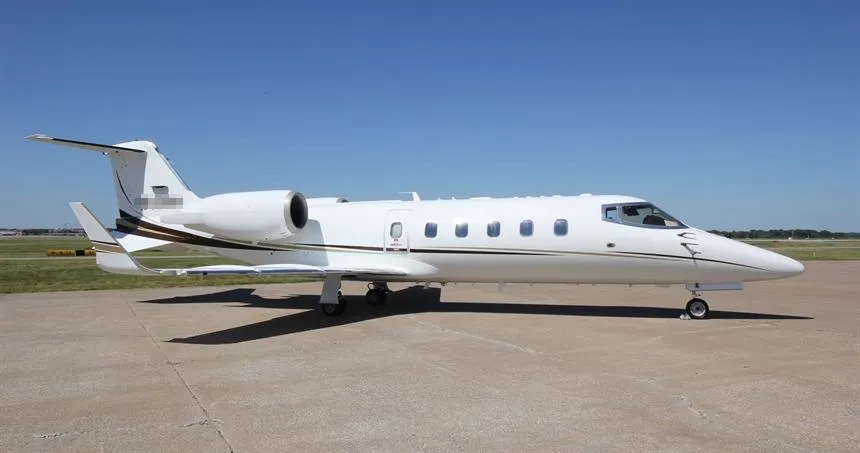 Learjet 60 (2000) — N448GL
