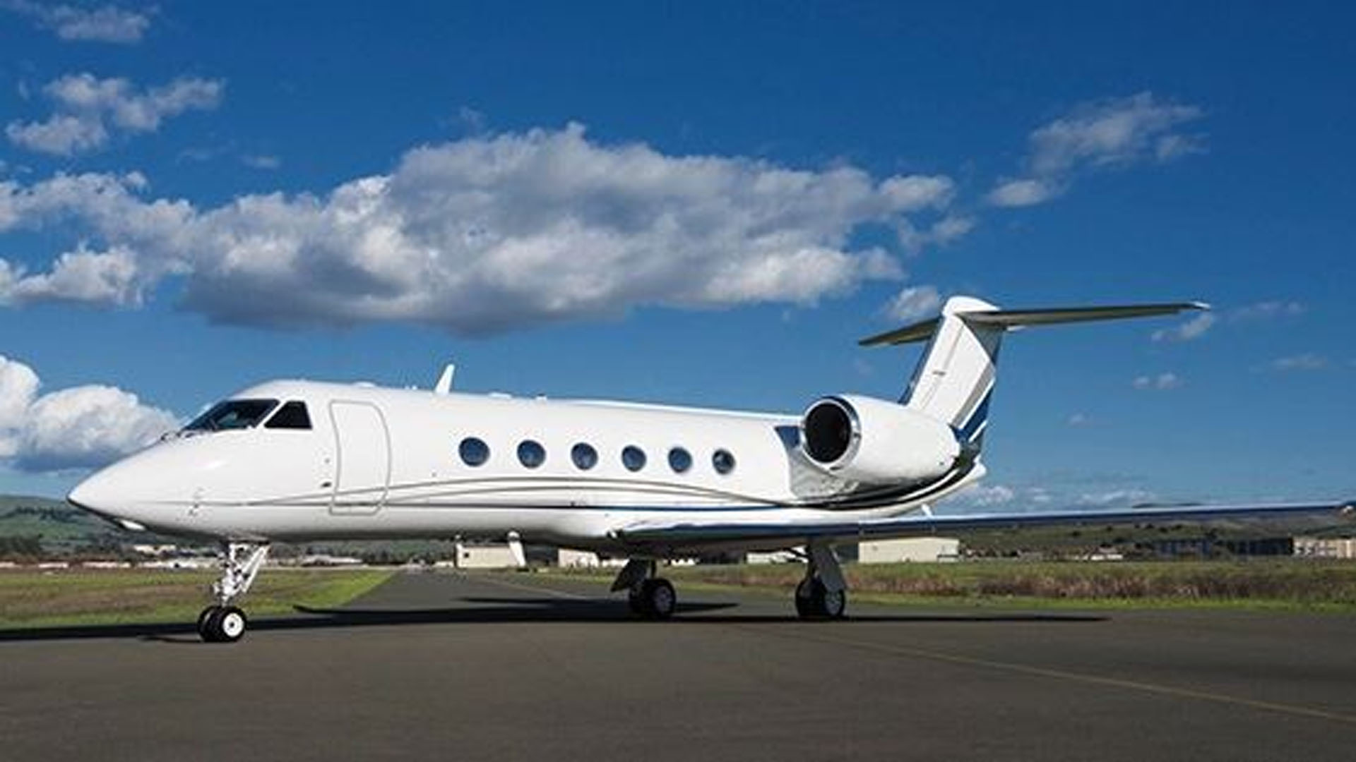 Gulfstream Aerospace G-IV (G400) (2004) — N455MB