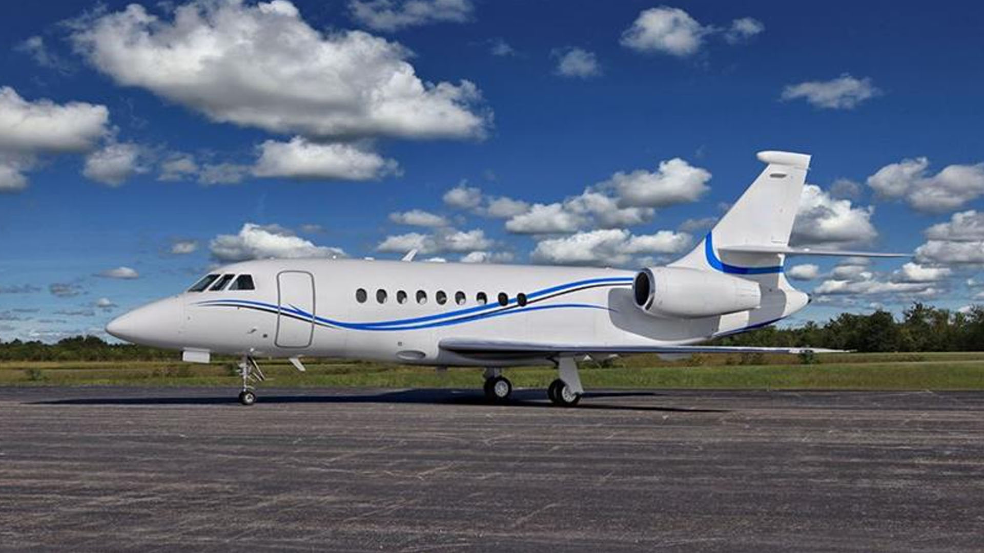 N45EG Dassault Falcon 2000 private jet