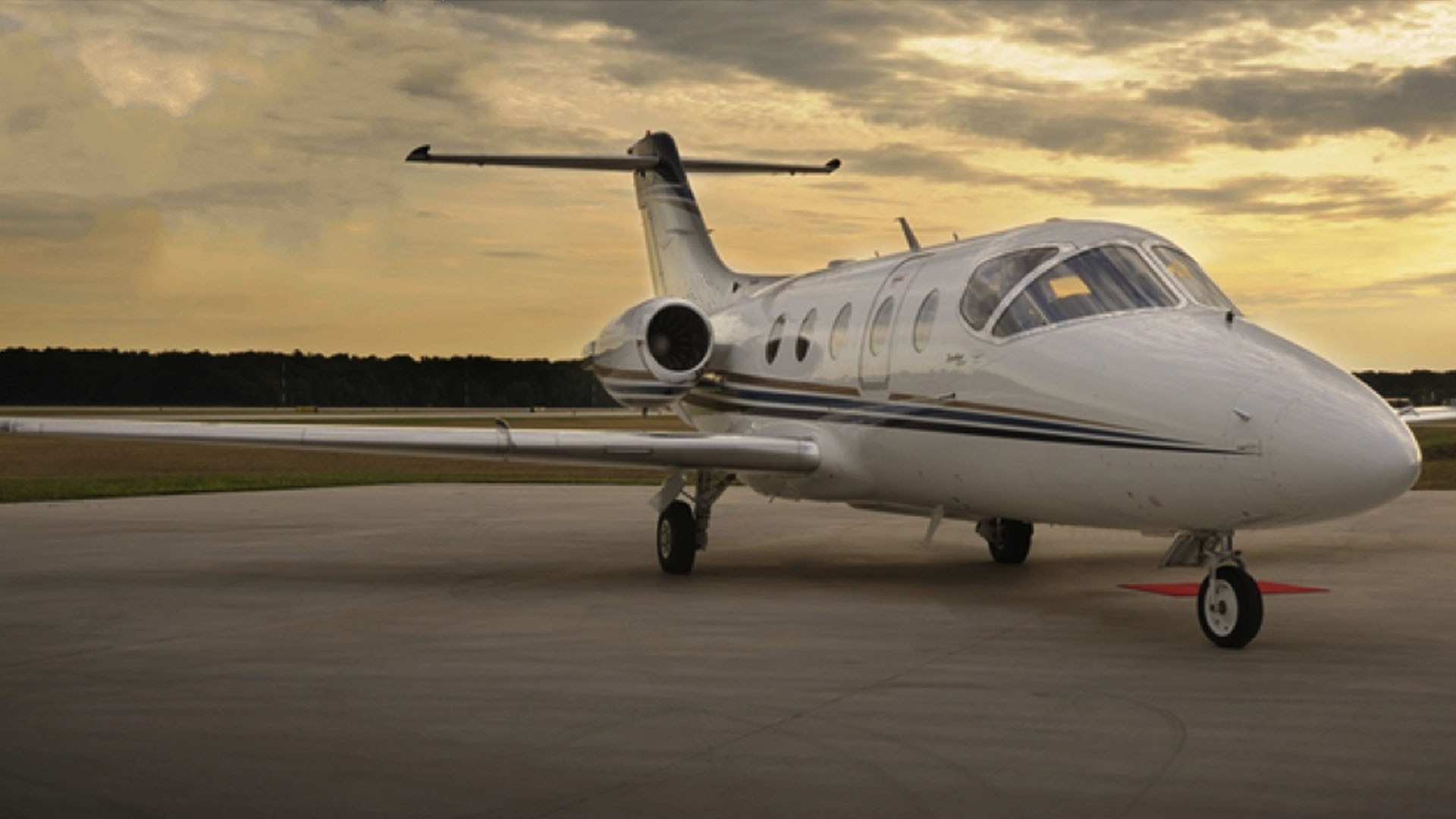 N485CT Fixed‑wing multi‑engine jet private jet