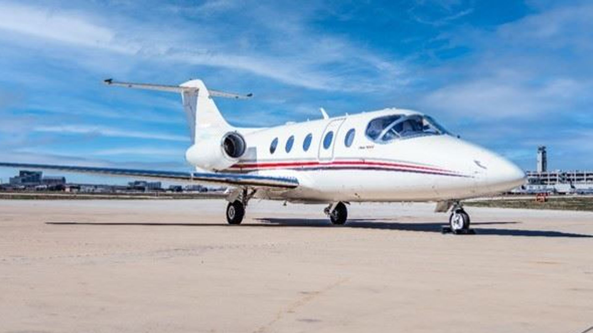 N488B Hawker 400XP (Raytheon / Hawker Beechcraft light business jet) private jet