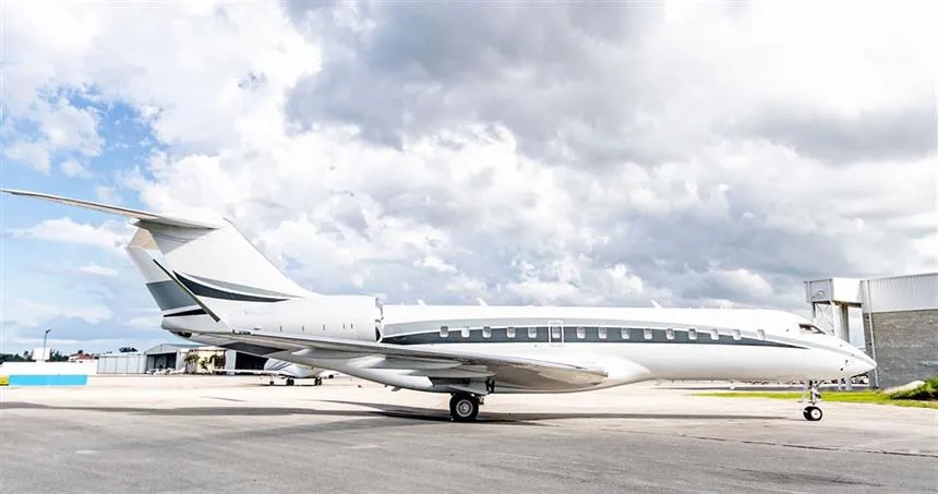 Bombardier Global 6000 (2004) — N48WG