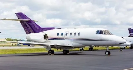 Hawker 800XP (1998) — N535RV