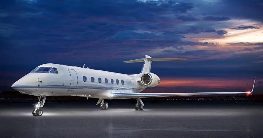 Gulfstream G550 (2006) — N588TN