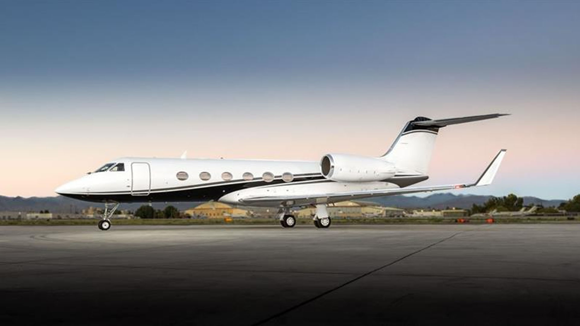 Gulfstream GIV (1998) — N60GG