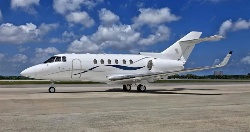 Hawker 800XP (2001) — N621SB