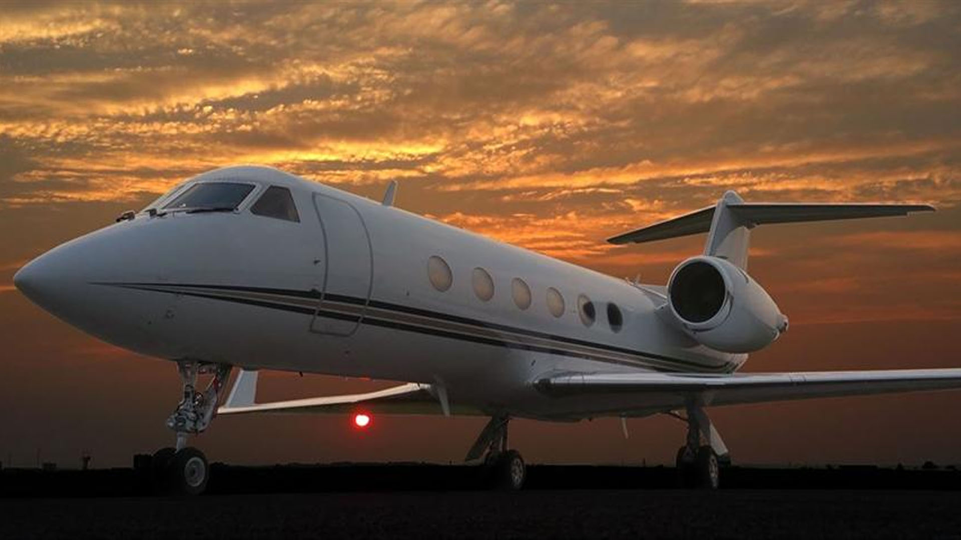 Gulfstream GIV (1995) — N624GJ