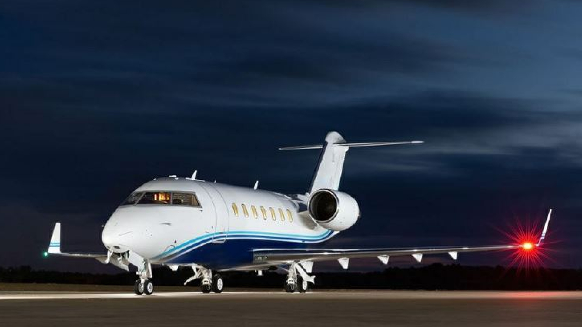 Bombardier Challenger 605 (2013) — N624MY