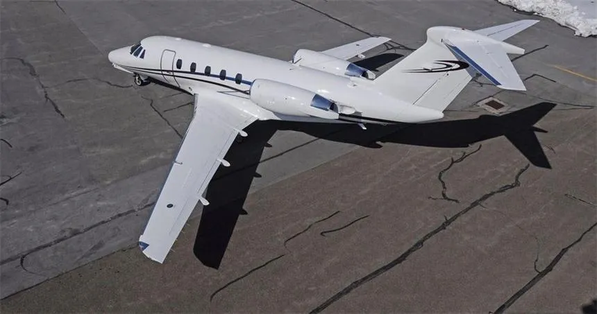 Cessna Citation VII (1996) — N77SF