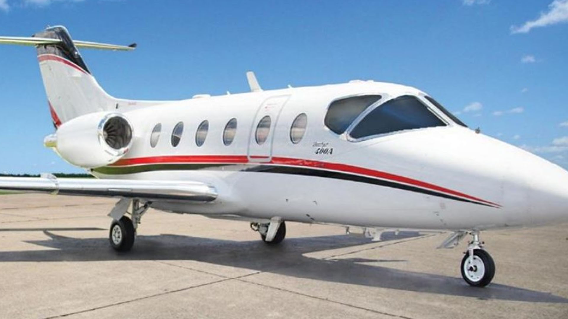 Beechjet 400A (2000) — N800SD