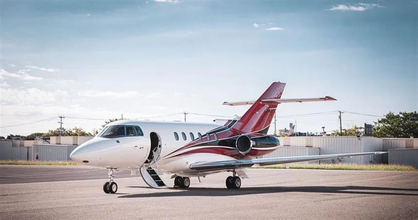 Hawker 800XP (2003) — N812LL