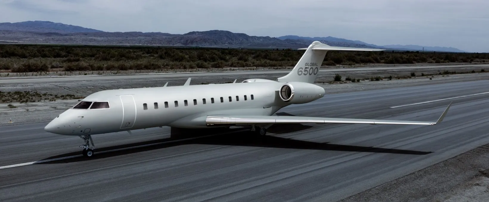 Bombardier Global 6000 (2023) — N825FS