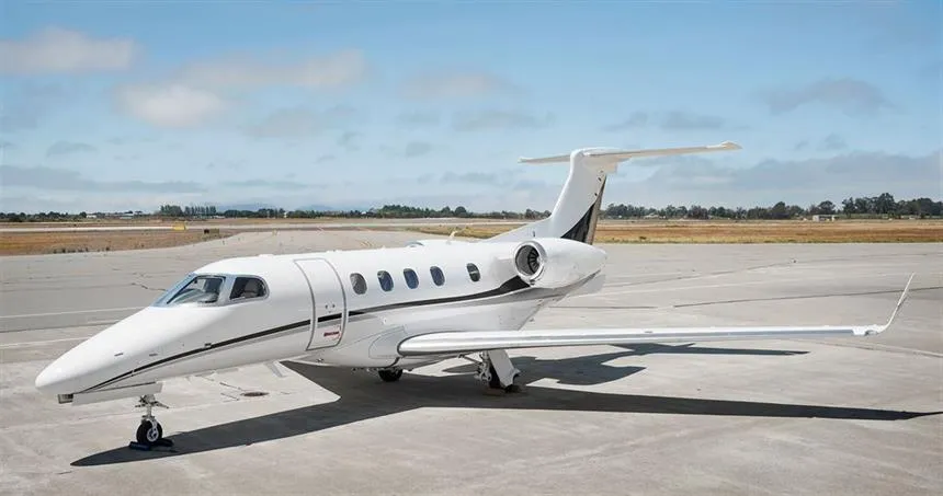 Embraer Phenom 300 (2014) — N862LG
