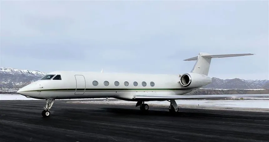 Gulfstream G550 (2008) — N885AR