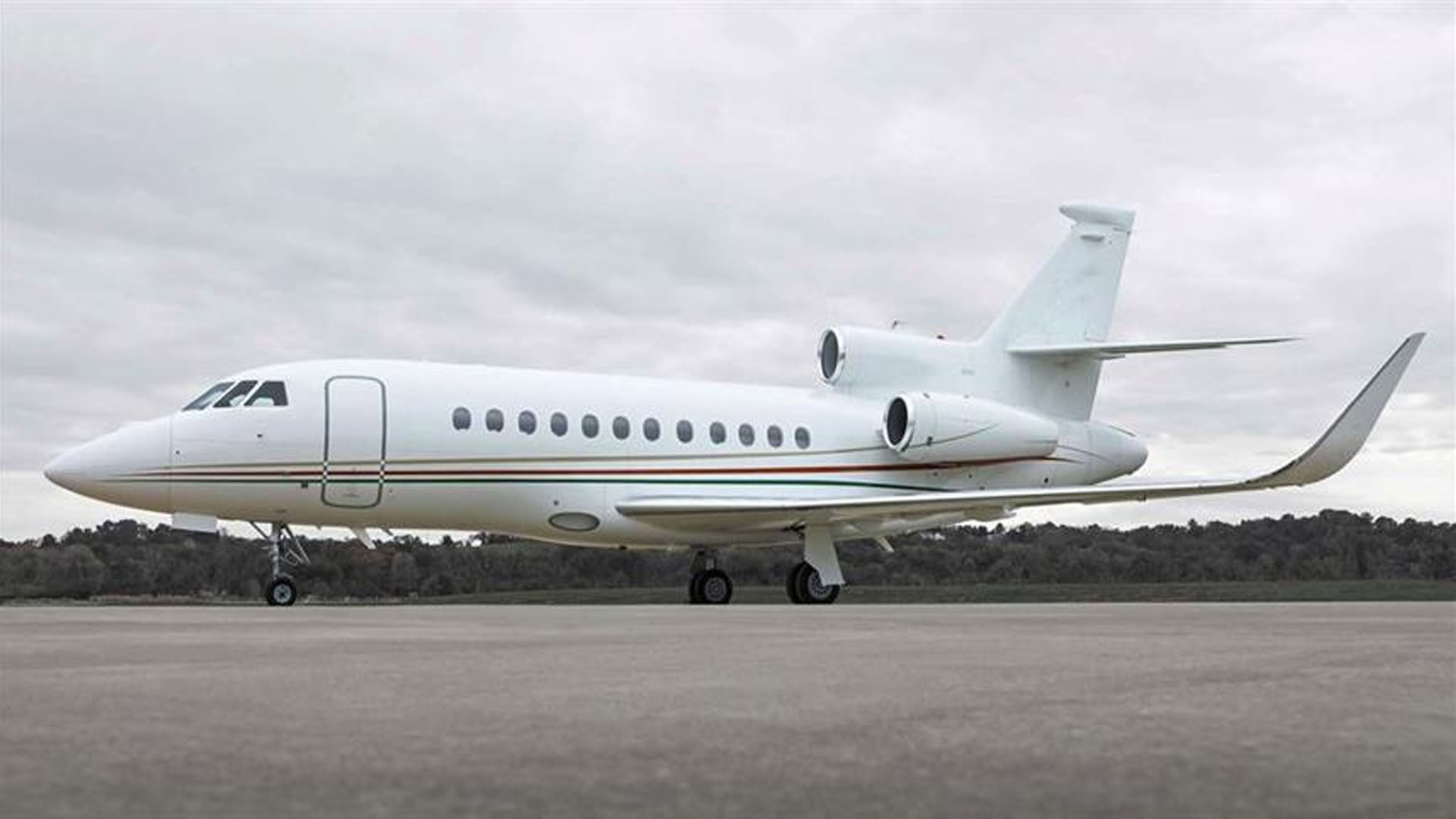 Dassault Falcon 900 (2010) — N900YG